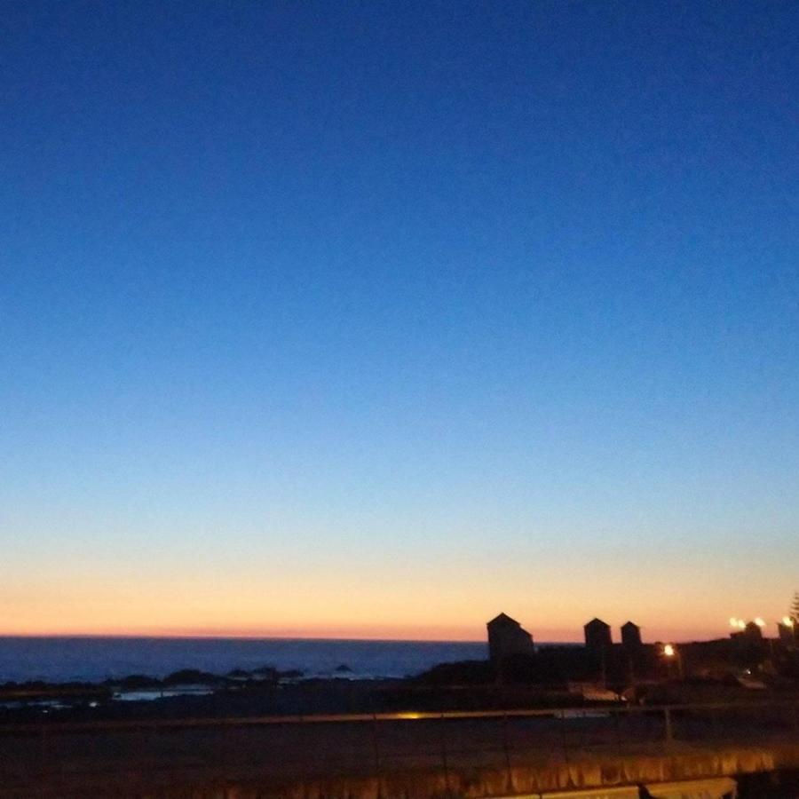 Beach Front Sunset Apartment Apúlia Eksteriør billede